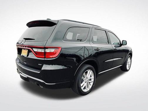 DB Black Crystal Clearcoat 2026 Dodge Durango GT