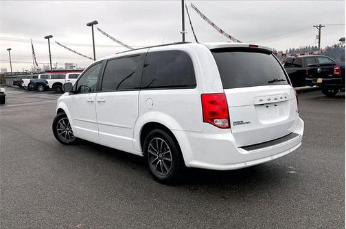 2016 Dodge Grand Caravan R/T