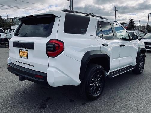 Ice 2025 Toyota 4Runner SR5