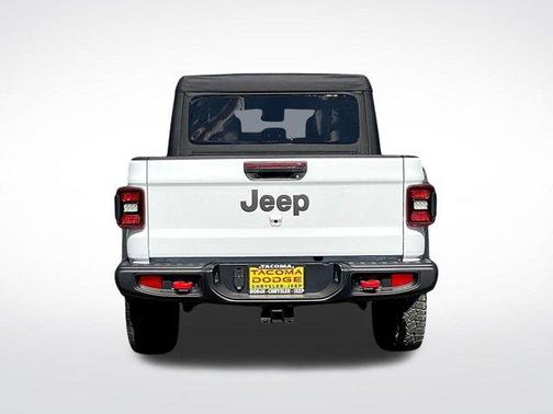 Bright White Clearcoat 2025 Jeep Gladiator Rubicon