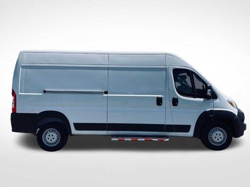 Bright White Clearcoat 2025 RAM ProMaster 2500 High Roof