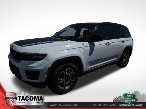 Bright White Clearcoat 2024 Jeep Grand Cherokee 4xe Trailhawk