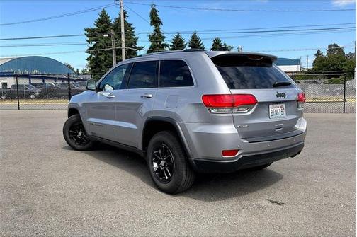 2018 Jeep Grand Cherokee Laredo E 4x4