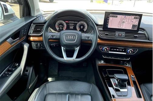 2023 Audi Q5 45 S line Premium Plus