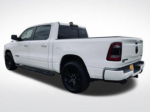 Bright White Clearcoat 2021 RAM 1500 Big Horn