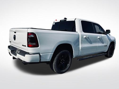 Bright White Clearcoat 2021 RAM 1500 Big Horn