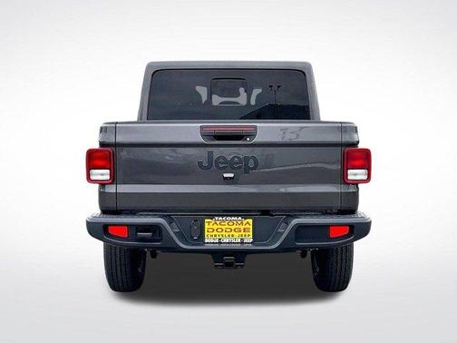 Granite Crystal Clearcoat Metallic 2026 Jeep Gladiator Sport