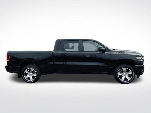 Diamond Black 2026 RAM 1500 Express