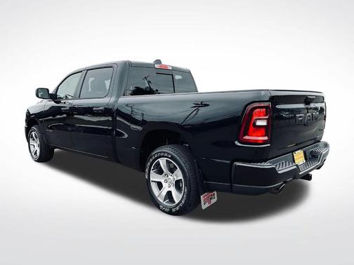 Diamond Black 2026 RAM 1500 Express