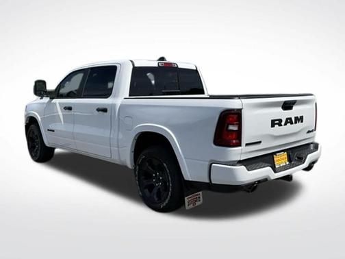 Bright White Clearcoat 2026 RAM 1500 Big Horn/Lone Star