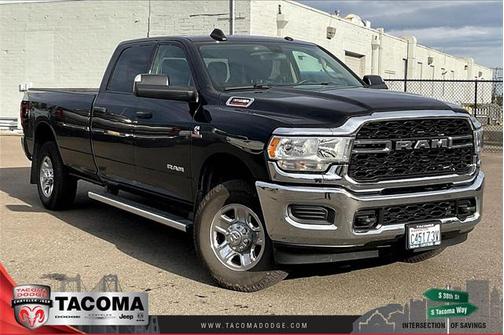 2020 RAM 3500 Tradesman Crew Cab 4x4 8 Box