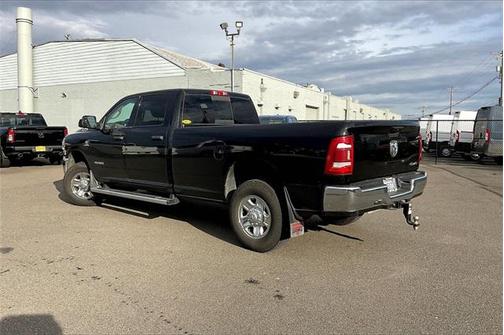 2020 RAM 3500 Tradesman Crew Cab 4x4 8 Box