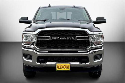 2020 RAM 3500 Tradesman Crew Cab 4x4 8 Box