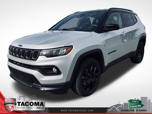 Silver Zynith 2024 Jeep Compass Latitude