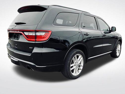DB Black Crystal Clearcoat 2025 Dodge Durango GT