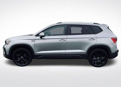 Pyrite Silver Metallic 2022 Volkswagen Taos 1.5T SE