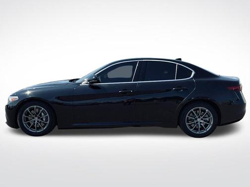 Alfa Black 2020 Alfa Romeo Giulia Base