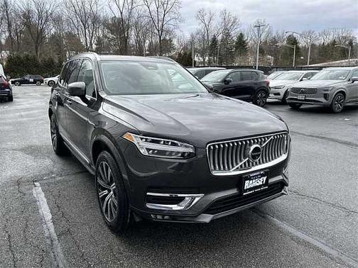 2024 Volvo XC90 Plus