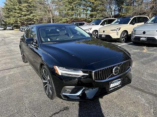 2023 Volvo S60 B5 AWD Ultimate Bright