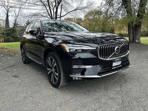 2023 Volvo XC60 Plus