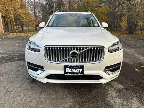 2024 Volvo XC90 B6 Ultimate Bright 7-Seater