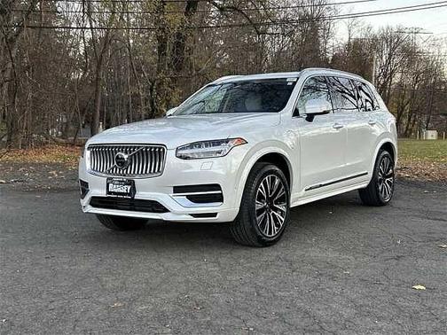 2023 Volvo XC90 Plus