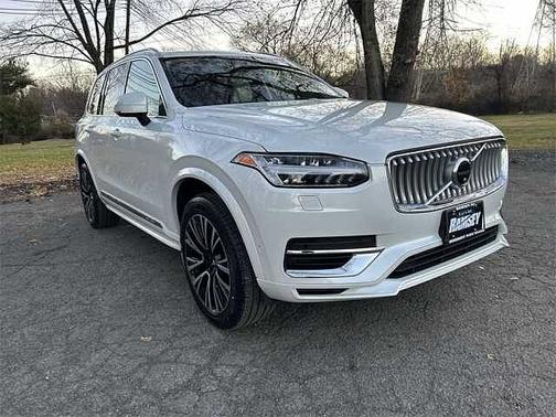 2023 Volvo XC90 Plus