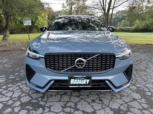 2024 Volvo XC60 Plus