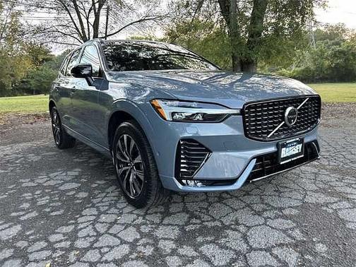 2024 Volvo XC60 Plus