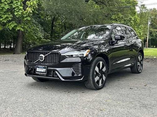 2024 Volvo XC60 Plus