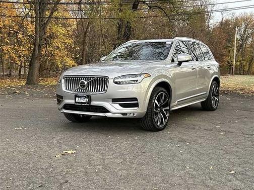2023 Volvo XC90 Plus