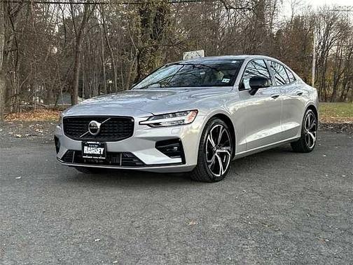 2024 Volvo S60 Core
