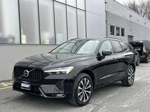 2023 Volvo XC60 Plus