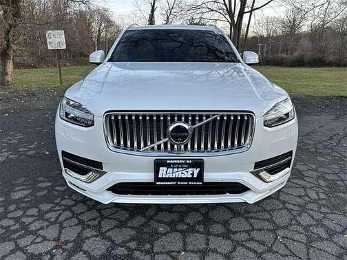 2024 Volvo XC90 Plus