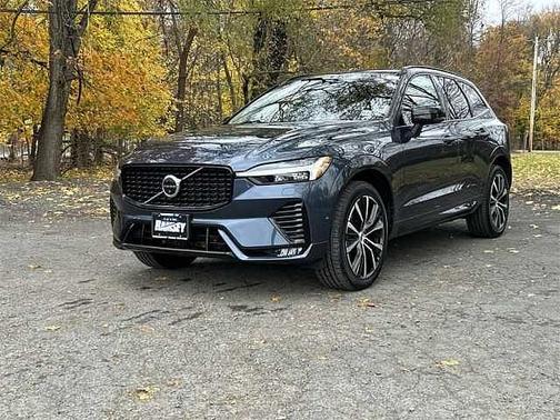 2023 Volvo XC60 Plus