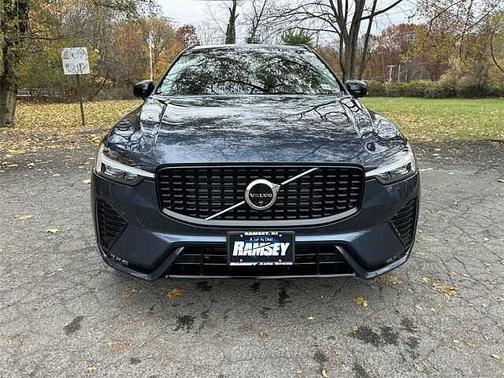 2023 Volvo XC60 Plus