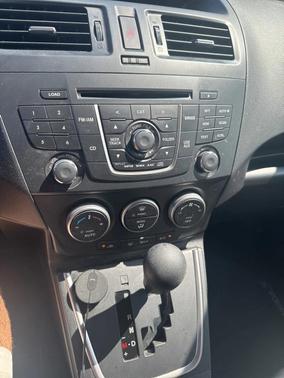 2015 Mazda Mazda5 Sport