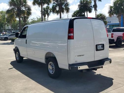 2025 Chevrolet Express 2500 RWD 2500 Regular Wheelbase WT