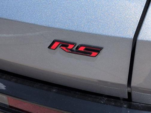 Sterling Gray Metallic 2026 Chevrolet Traverse RS
