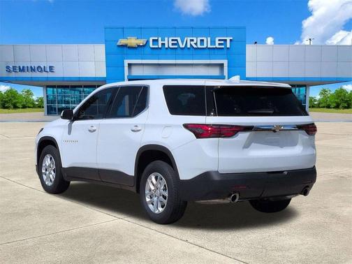 Summit White 2023 Chevrolet Traverse LS