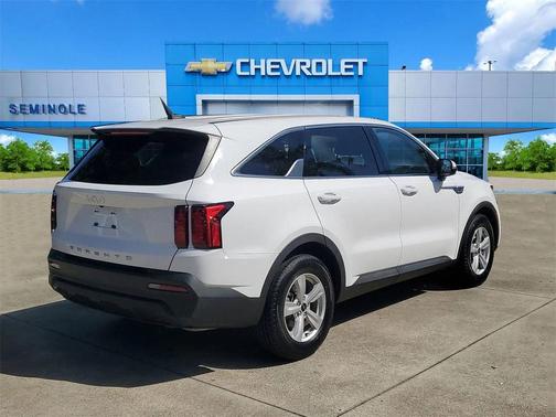 2022 Kia Sorento LX