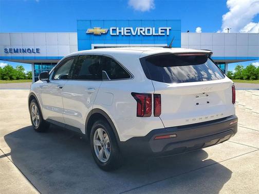 2022 Kia Sorento LX