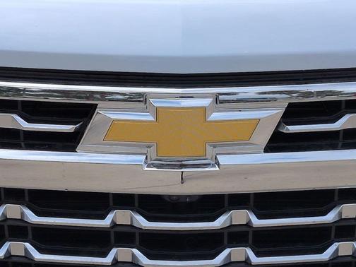 Polar White Tricoat 2026 Chevrolet Silverado 1500 LTZ