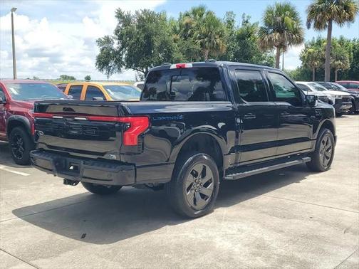 2023 Ford F-150 Lightning Pro