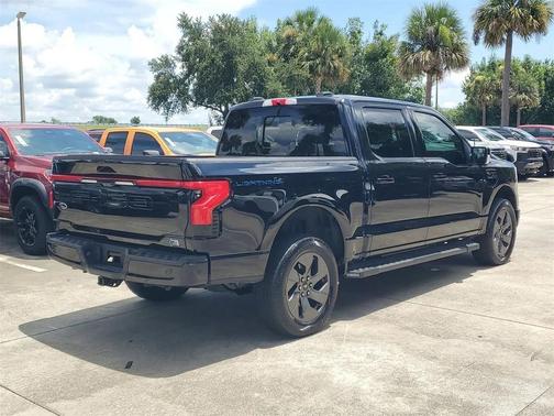 2023 Ford F-150 Lightning Pro
