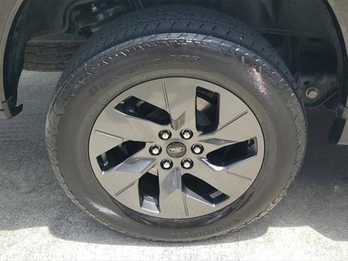 2023 Ford F-150 Lightning Pro