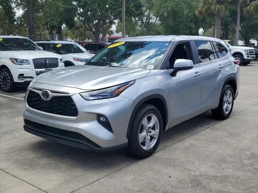 2023 Toyota Highlander L