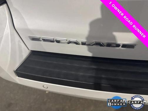 2018 Cadillac Escalade ESV Luxury