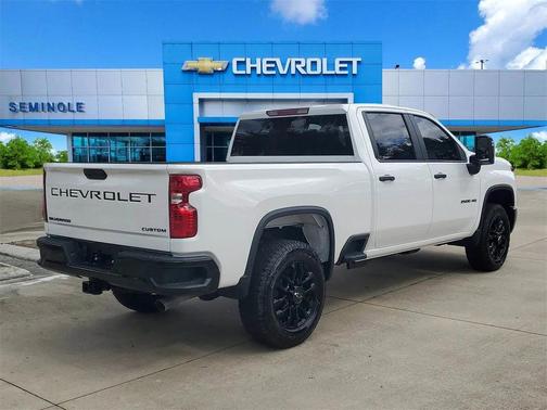 2026 Chevrolet Silverado 2500 Custom