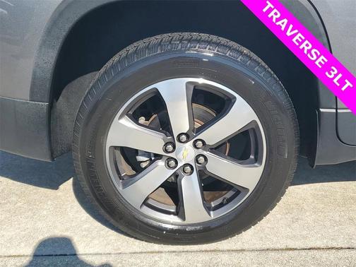 2020 Chevrolet Traverse LT Leather